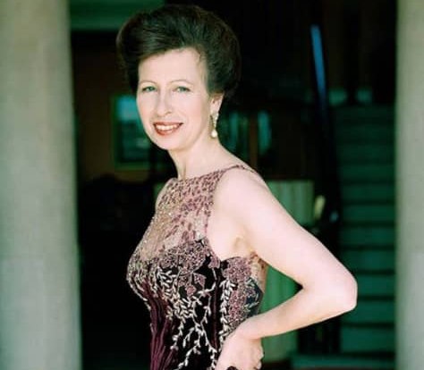 Los 75 bien cumplidos de la princesa Ana