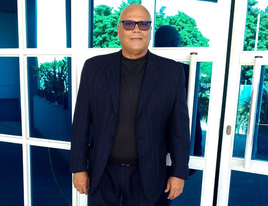El señor Jorge necesita con urgencias la ampolla Labetalol de 100 mg