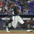 Máximo Acosta conectó su segundo imparable en Grandes Ligas por la vía del cuadrangular