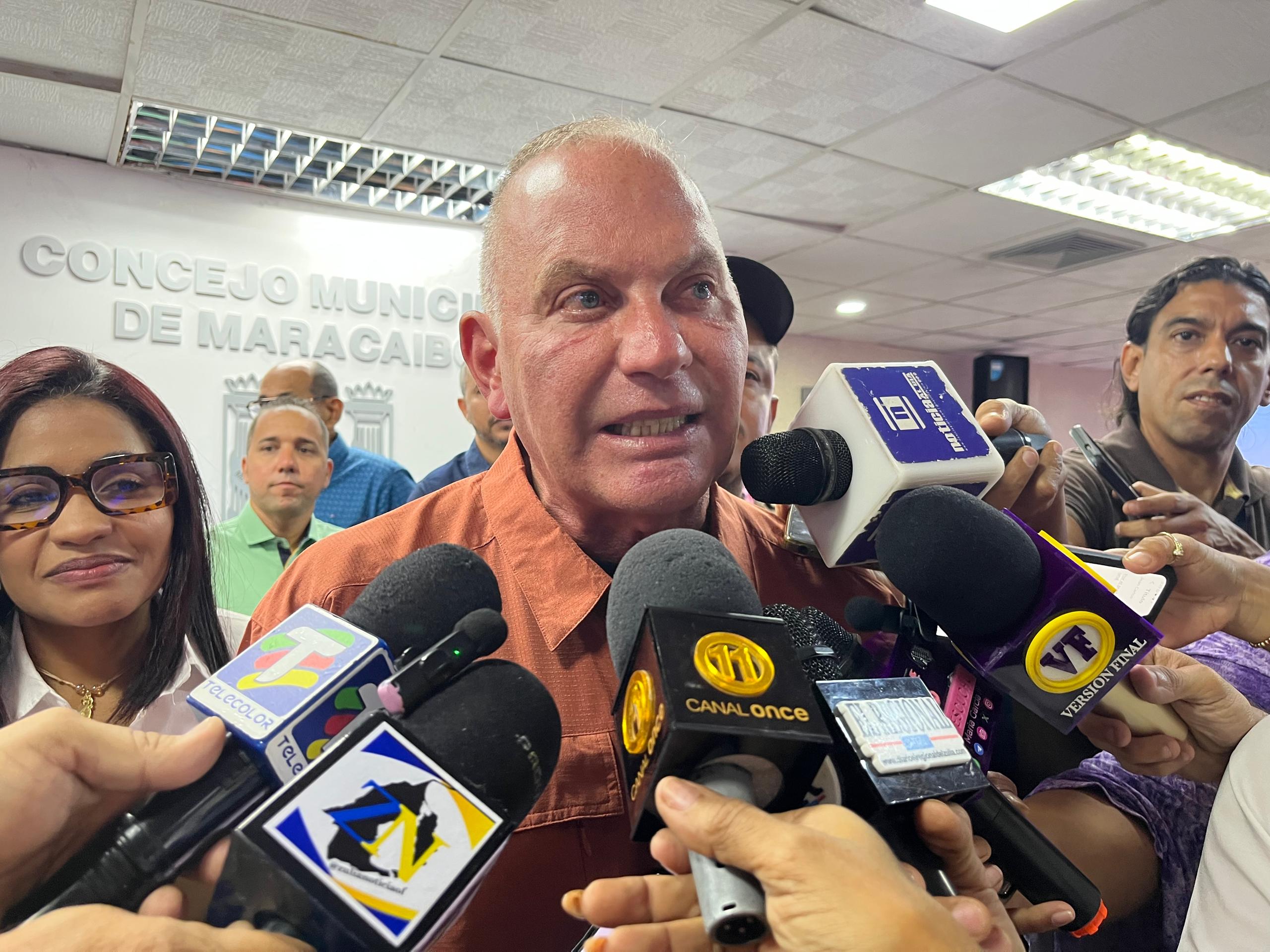 Alcalde Di Martino rechaza aumento ilegal del pasaje en Maracaibo