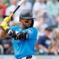 Máximo Acosta asciende a las Grandes Ligas con los Marlins de Miami