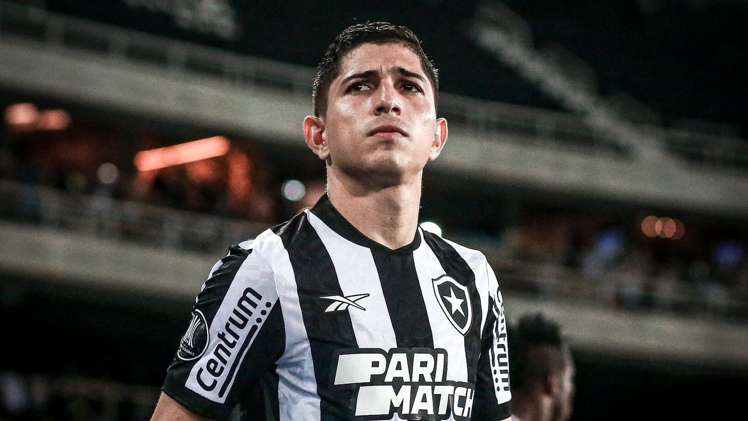 Botafogo habría vendido a Savarino al Olympique de Lyon en marzo