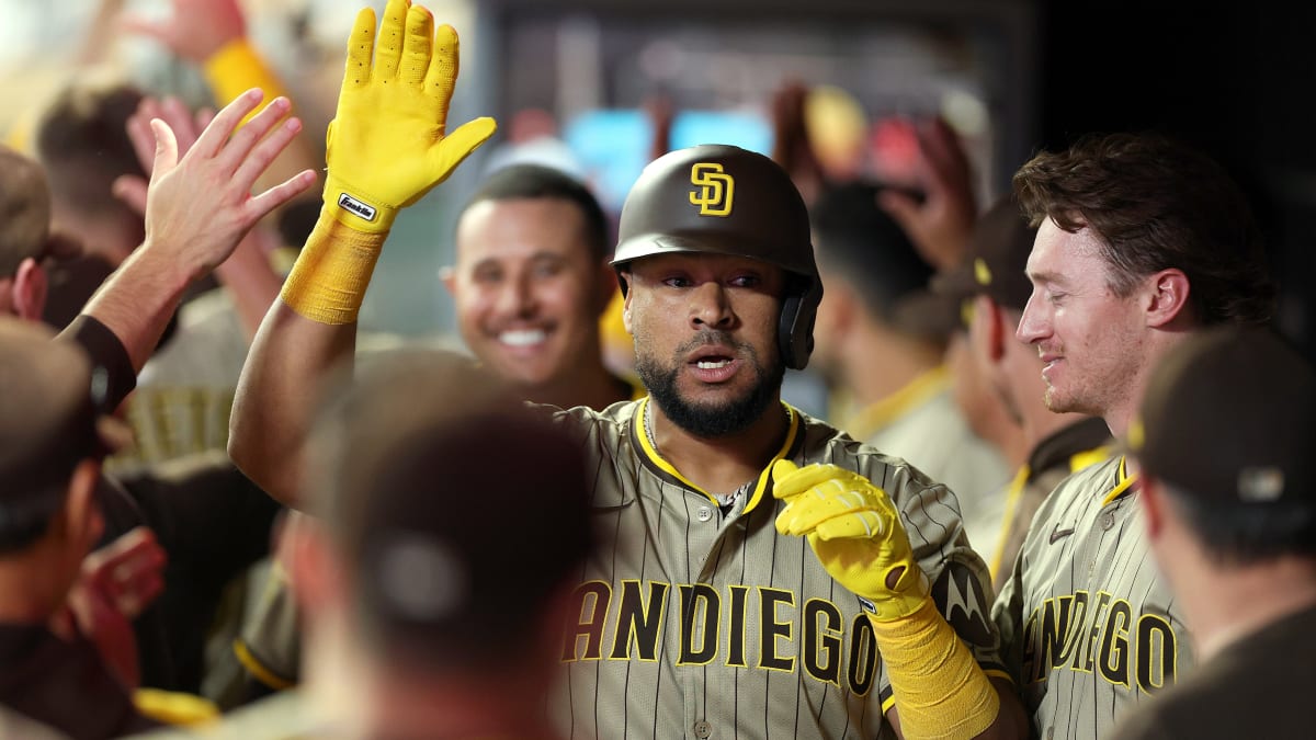 Elías Díaz pegó dos tablazos en triunfo de Padres