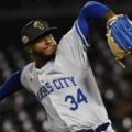Luinder Ávila fue subido a las Grandes Ligas con los Reales de Kansas City