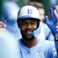 ¡Por segundo día! Maikel García la vuelve a botar en triunfo de Kansas City