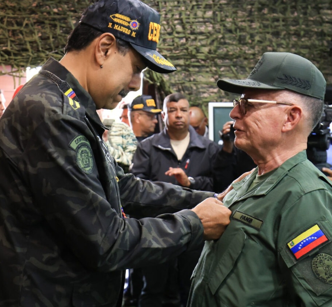 Presidente Maduro ascendió a los coroneles Arias Cárdenas, Wilmar Castro Soteldo y Francisco Ameliach a generales de brigada
