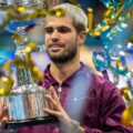 Carlos Alcaraz conquista por primera vez Tokio y firma una temporada histórica