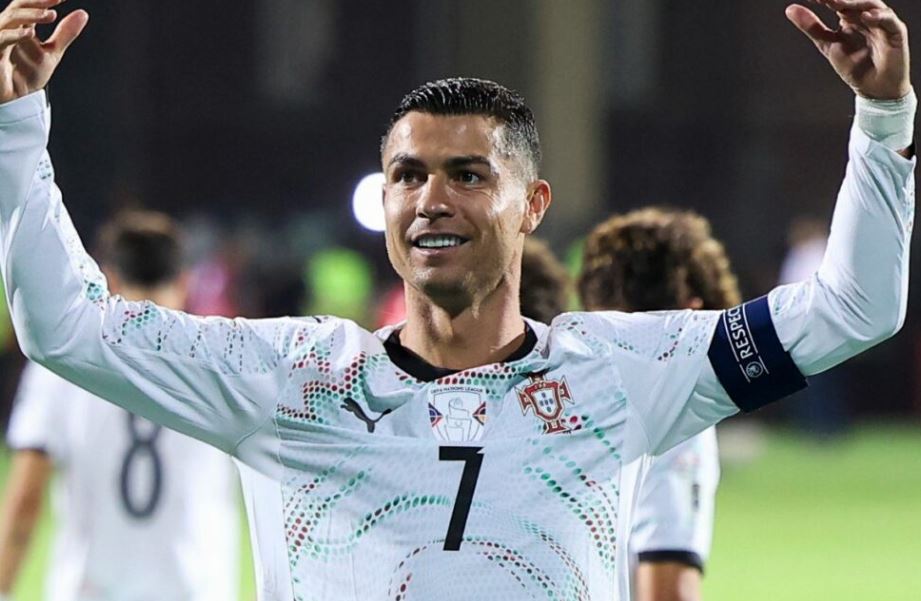 Cristiano acelera hacia los 1.000 goles con doblete en la victoria de Portugal sobre Armenia