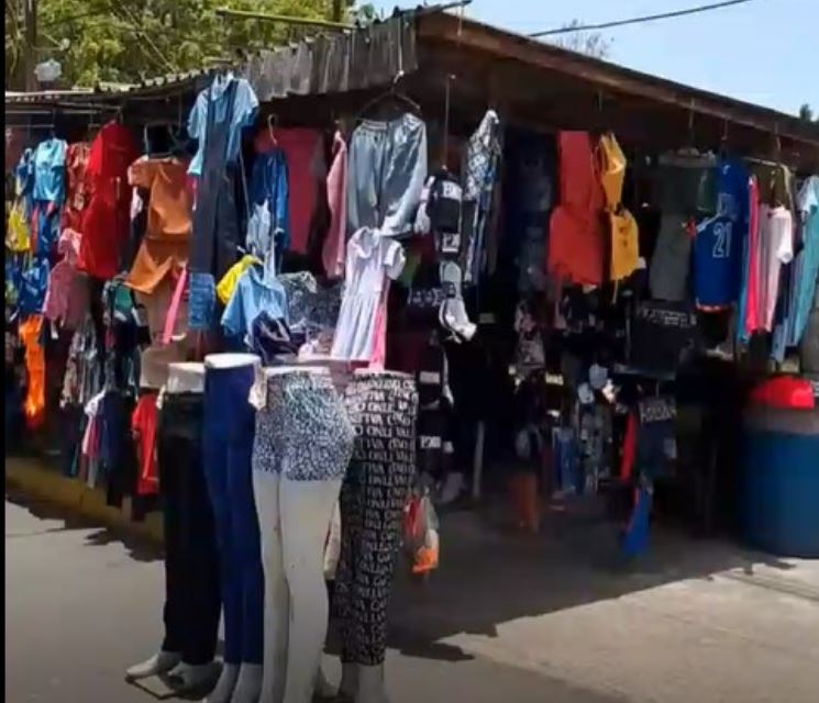 Así nació el mercado en ambos lados de La Principal de Cuatricentenario: Una historia que no te han contado