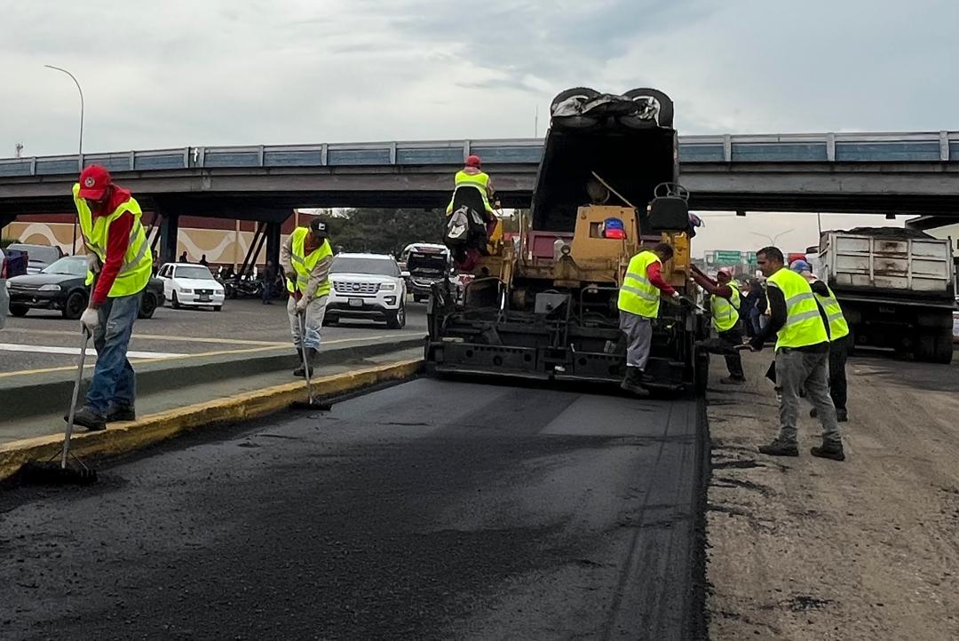 Gobernador Luis Caldera da inicio a la rehabilitación vial del casco central de Maracaibo con 6.300 toneladas de asfalto