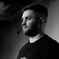 Encuentran muerto a famoso inversor de criptomonedas en Kiev