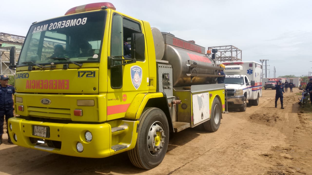 Gobernador Caldera: Equipos bomberiles de PDVSA y Mara controlan incendio en el Campo Palmarejo