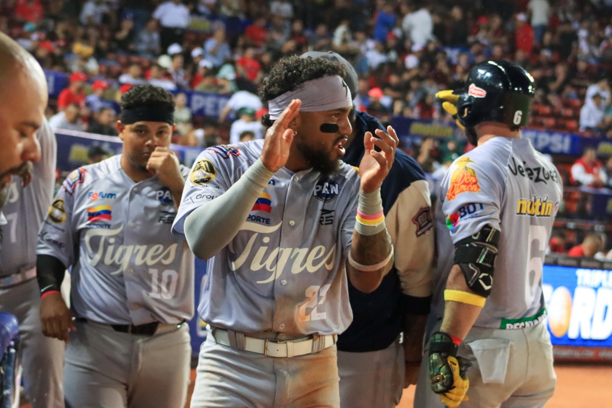 Tigres silenciaron a Cardenales en el juego inaugural de la LVBP