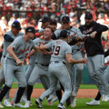 Tigres se lleva la Serie de Comodín ante Guardianes