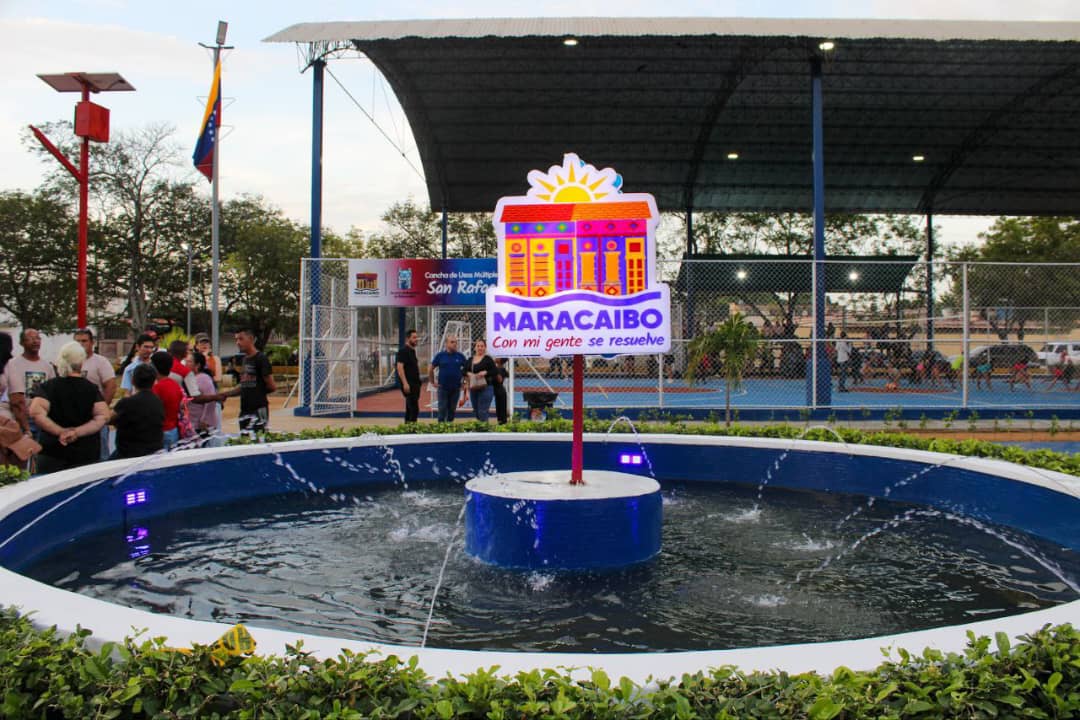 Alcaldía de Maracaibo recuperó y entregó tres plazas en distintas parroquias de la ciudad