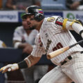 Leones pasó la escoba ante Caribes en el Monumental