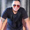 Elvis Crespo recibirá Premio Billboard Salón de la Fama