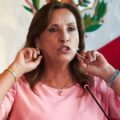 Congreso de Perú impulsa destitución de Dina Baluarte