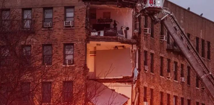 Explosión de gas en Nueva York provocó el colapso parcial de un edificio de 20 pisos