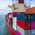 Falcón experimenta crecimiento significativo en importaciones y exportaciones, según gobernador Clark