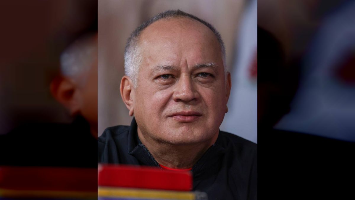 Cabello a aerolíneas: ¡Aquí no amenazamos a nadie! Quédense con sus aviones que nosotros nos quedamos con nuestra dignidad