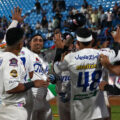 Tigres supera a Tiburones en juego parejo disputado en Maracay