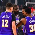 Lakers domina a Trail Blazers con una sólida actuación de Ayton