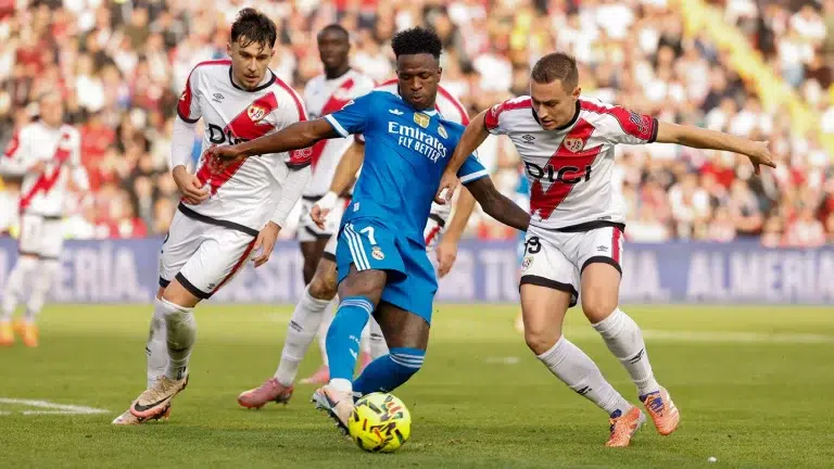 Real Madrid dejó dudas y no pudo ante Rayo Vallecano en LaLiga