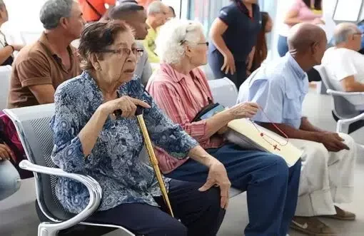 Ya están pagando la pensión y el segundo mes de aguinaldo