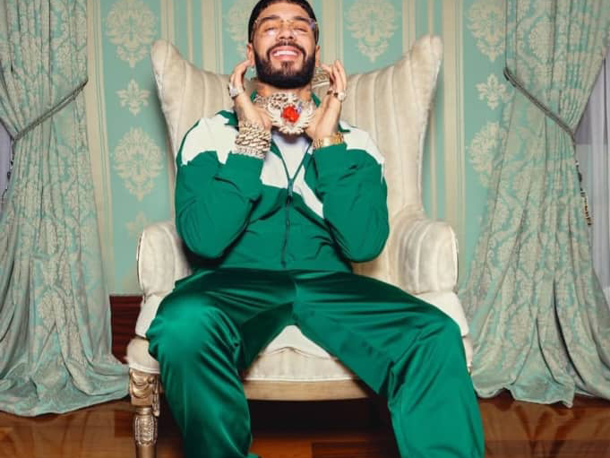 Anuel se ve llevado por la vida y preocupa a sus fans