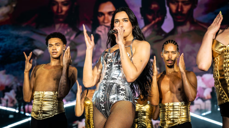 ¡Icónica! Dua Lipa canta ‘De Música Ligera’ en el Monumental de Buenos Aires