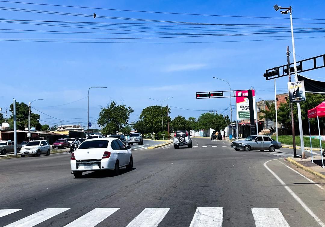 ¡El semáforo es un adorno!