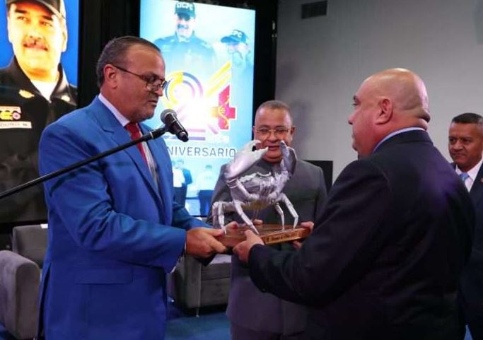 Premios Cangrejo 2025 exaltan la labor de investigación científico penal