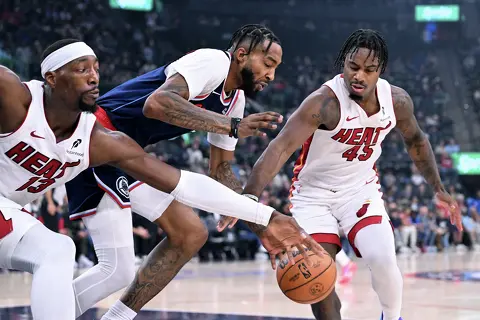 Heat logra una victoria con final de infarto ante Clippers