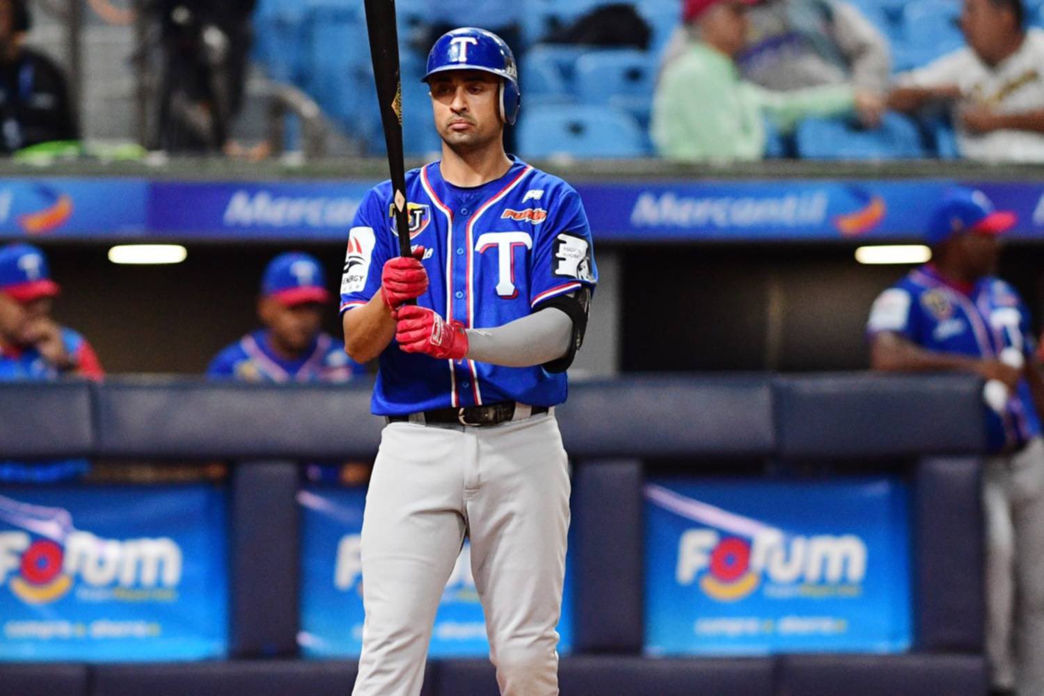 Leonardo Reginatto anunció su retiro del béisbol profesional