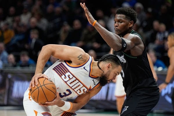 Los Suns vencen a los Timberwolves y avanzan a cuartos de final de la Copa NBA