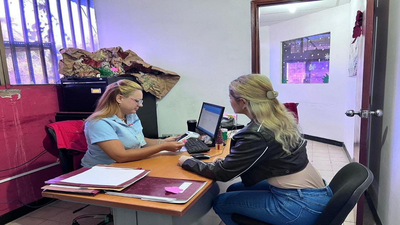 Corpoelec efectúa atención integral y personalizada en Zulia
