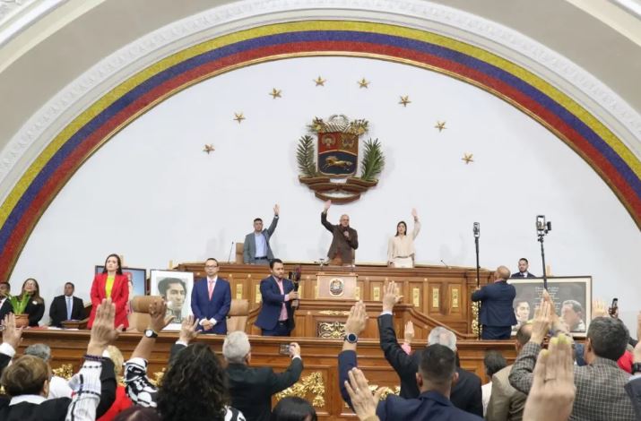 Asamblea Nacional informó que aprobó 100 leyes en 301 sesiones