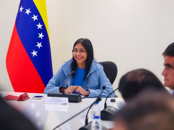 Vicepresidenta Delcy Rodríguez en Asamblea de los Pueblos: 