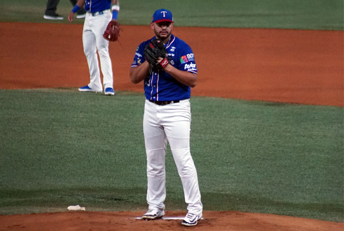 Tiburones corta racha negativa ante Caribes