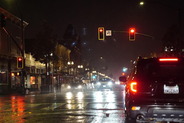 Apagón masivo en San Francisco deja a 130,000 clientes sin electricidad, informó Pacific Gas and Electric Co