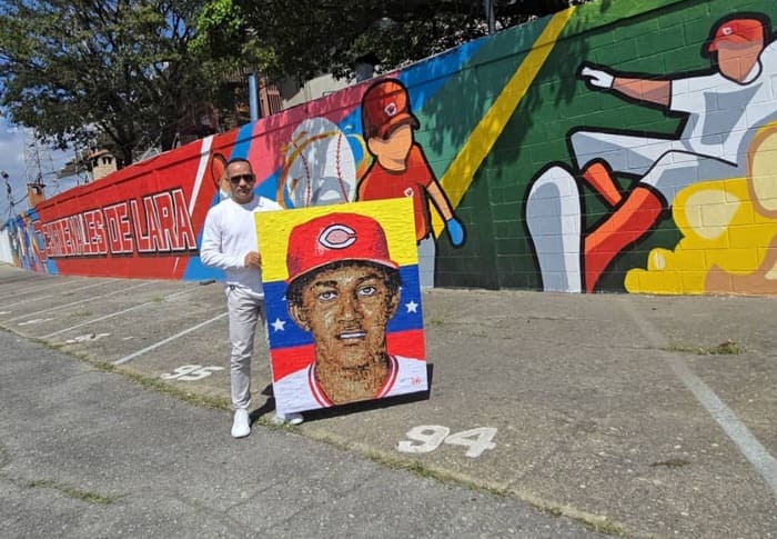 El Capitán Inmortal: David Concepción es plasmado en un majestuoso mosaico