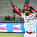 Cardenales se impone ante Caribes con Yonny Hernández como héroe
