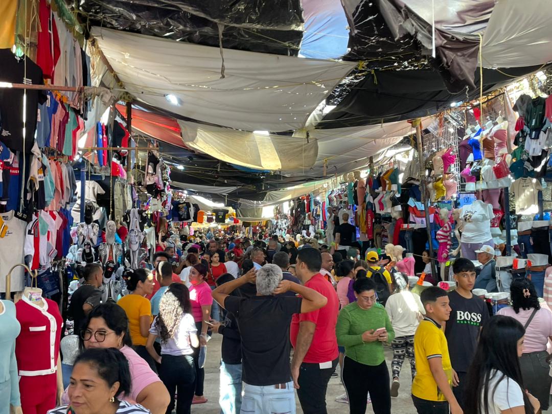 El corre-corre del 24-Dic desborda el casco central y los centros comerciales de Maracaibo