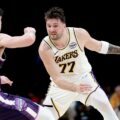 Los Lakers frenan su mala racha con contundente triunfo sobre los Kings