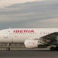 Aerolínea Iberia confirmó que recibió la comunicación oficial de retirada de la licencia para volar en Venezuela