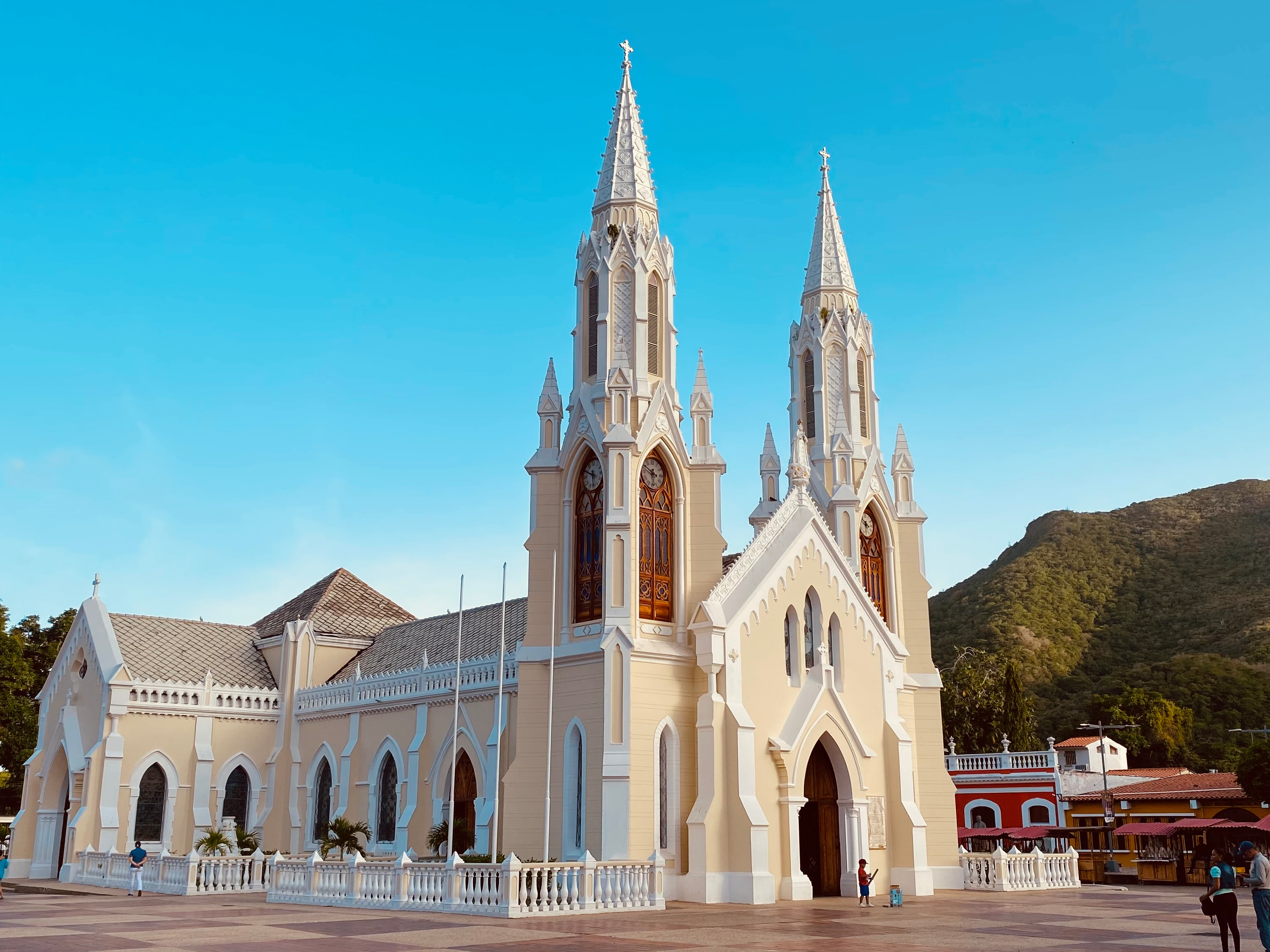 Basílica Menor Nuestra Señora del Valle es reconocida como Santuario Diocesano en Margarita