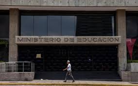 Actualizan requisitos para la jubilación del personal educativo