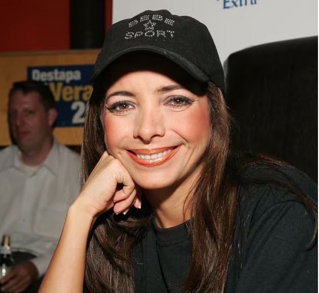 Otra estrella que iluminó la Navidad: Pilar Montenegro dejó atónitos a sus seguidores tras su reaparición en redes sociales