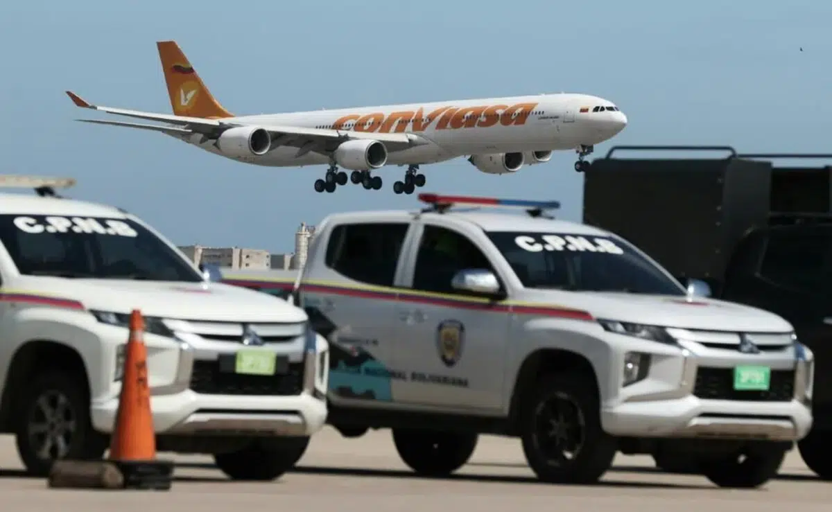 Llegó a Venezuela un vuelo con 218 migrantes repatriados de EEUU